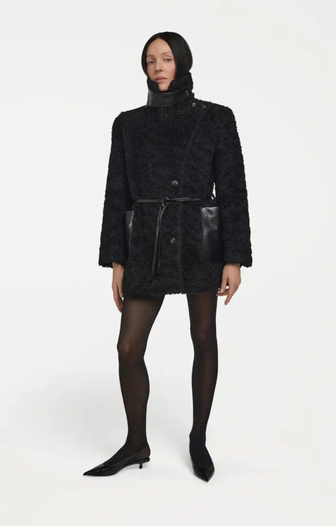 PLANT-BASED FUR COAT WOLFIE