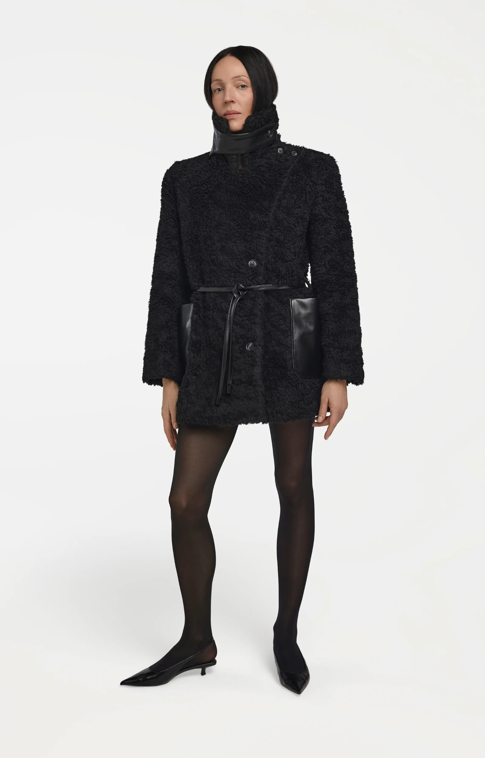 PLANT-BASED FUR COAT WOLFIE